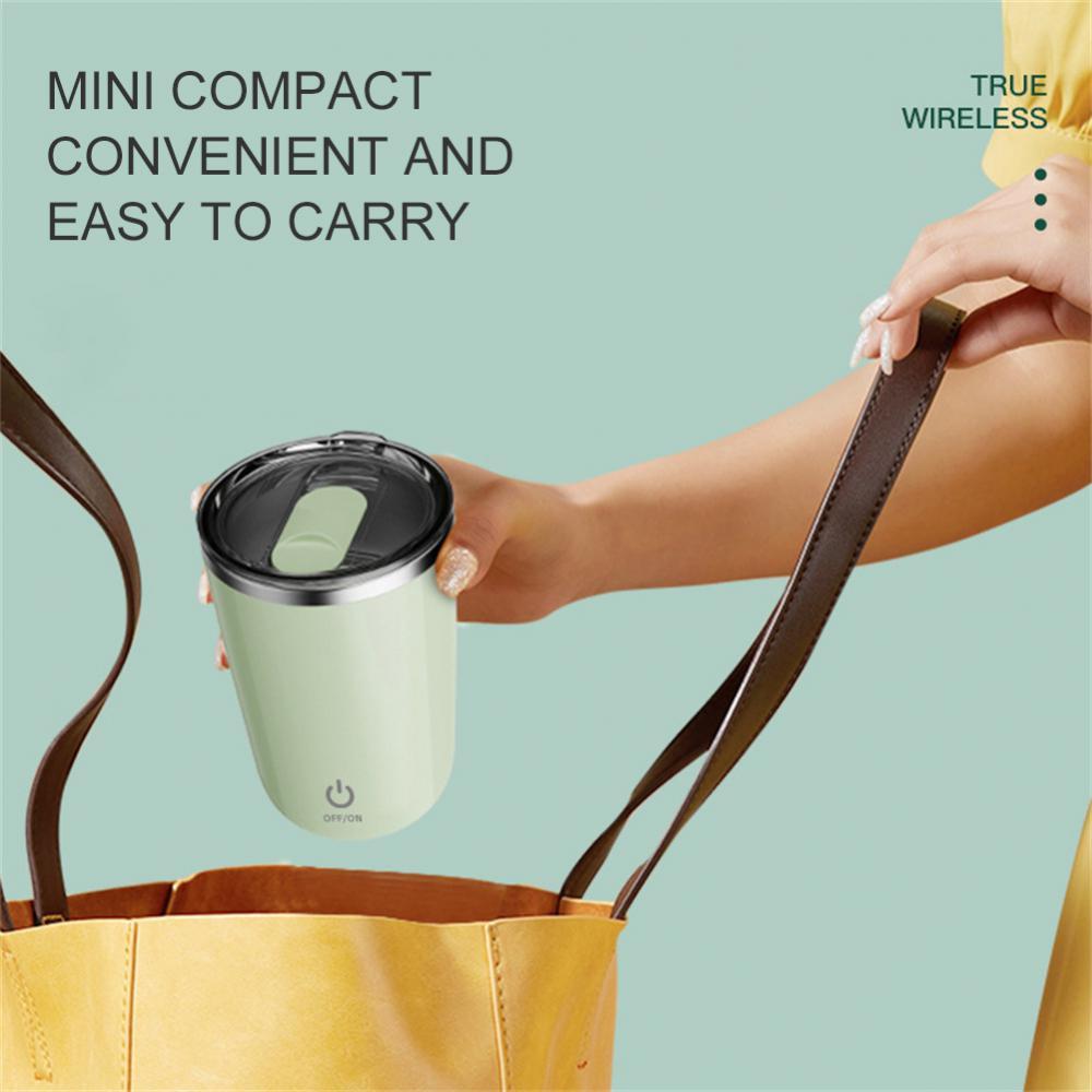 Convenient self-stirring mug