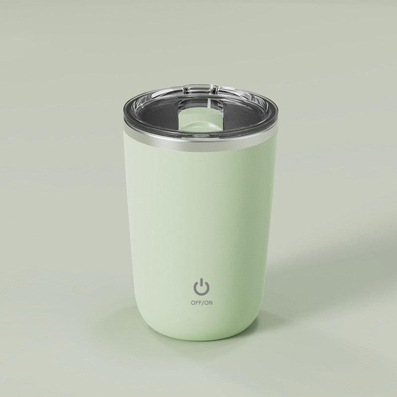 Convenient self-stirring mug