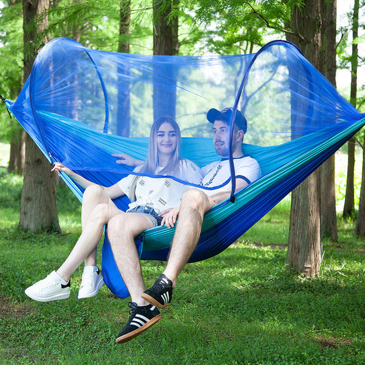 Fully automatic, self-opening hammock with mosquito net